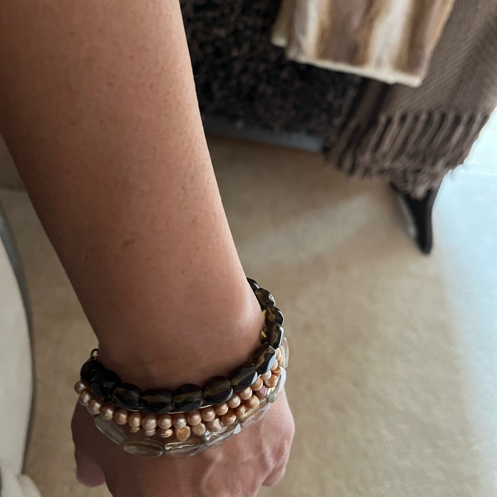 Silpada Golden and Black Beaded Bracelet - Picture 4 of 6